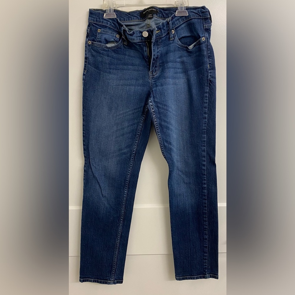 Banana Republic- Mid Rise Ankle-Dark Wash Straight Jeans - Size 27/4- inseam 26”